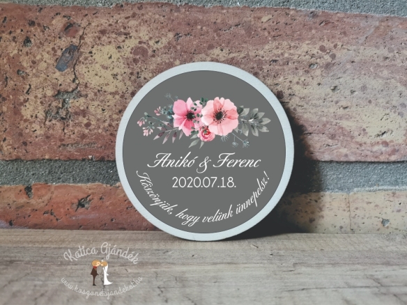 Fényképes kerek faszelet hűtőmágnes